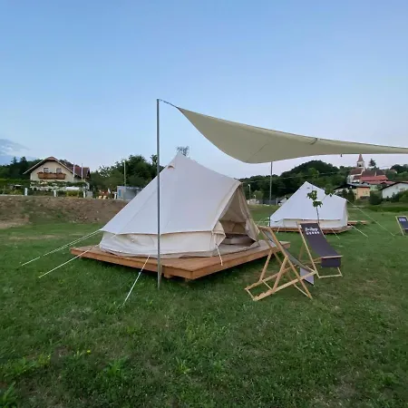Bee Happy - Farmstay Camp